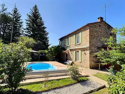 Maison, 99 m²