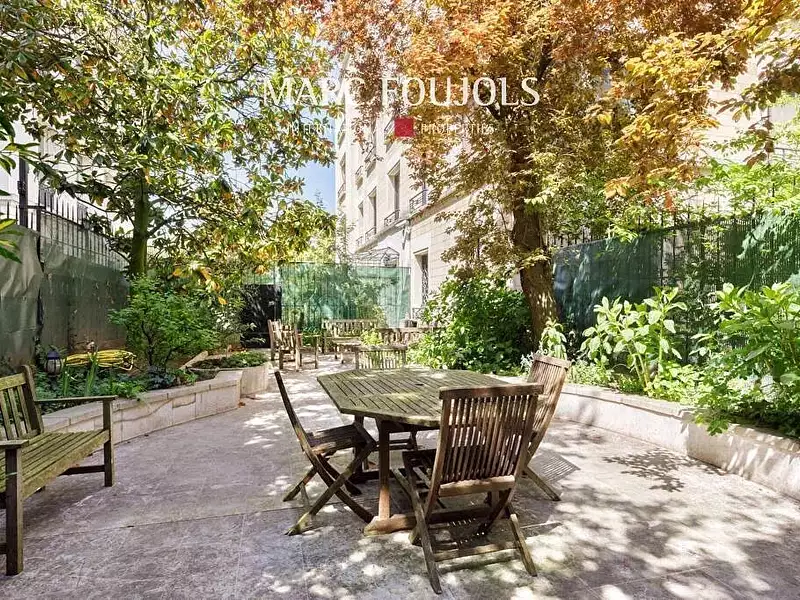 Appartement, 240 m²