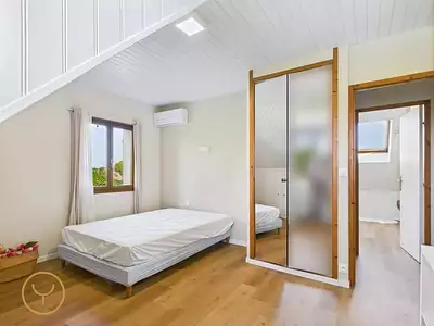 Maison, 240 m²