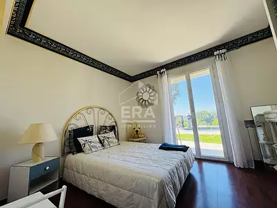 Maison, 227 m²