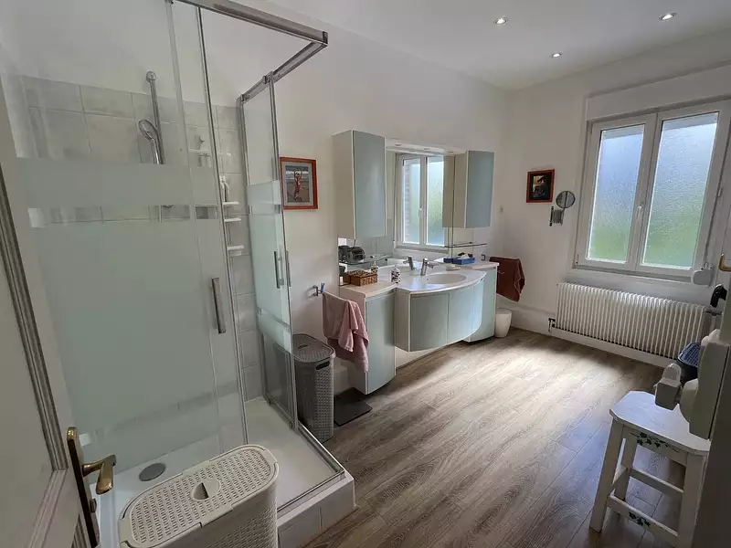 Maison, 170 m²