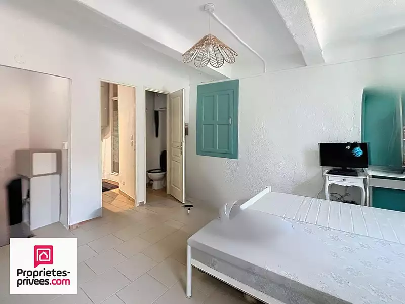 Immeuble, 220 m²