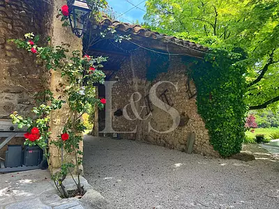 Maison, 320 m²