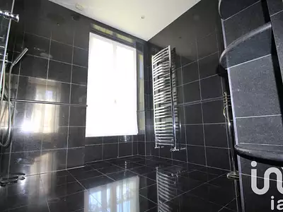 Maison, 290 m²