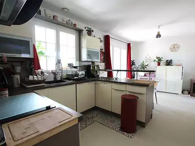 Maison, 178 m²