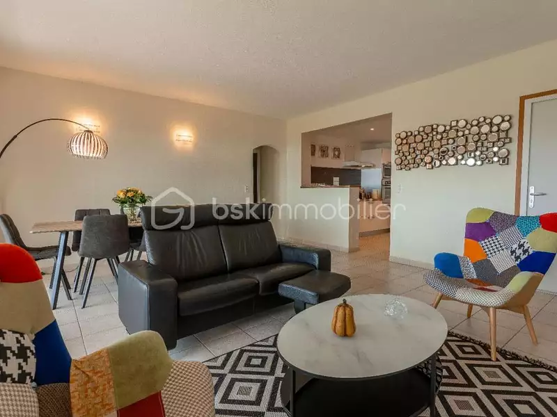 Maison, 260 m²