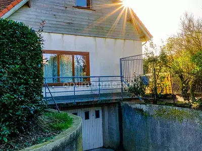 Maison, 277 m²