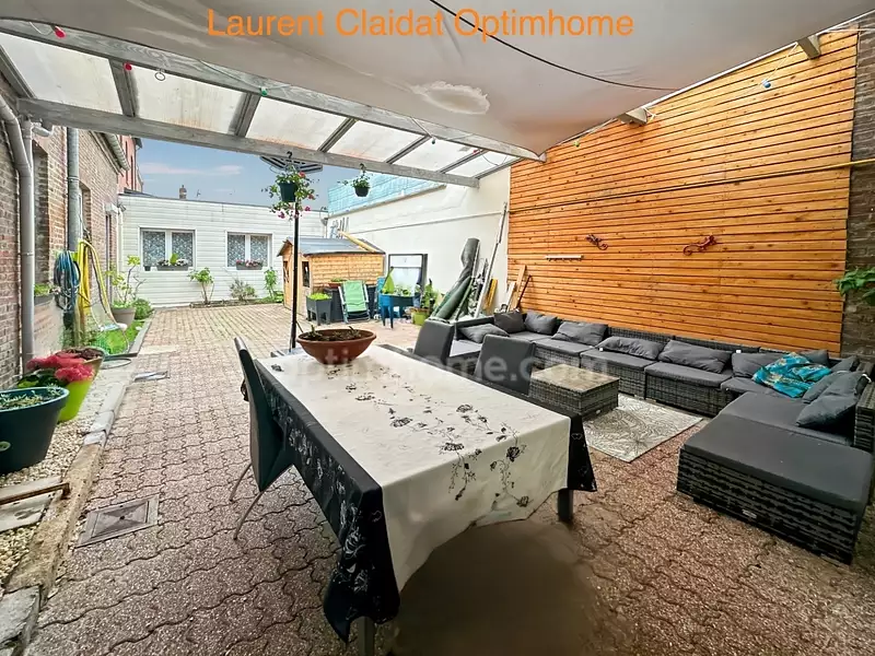 Maison, 244 m²