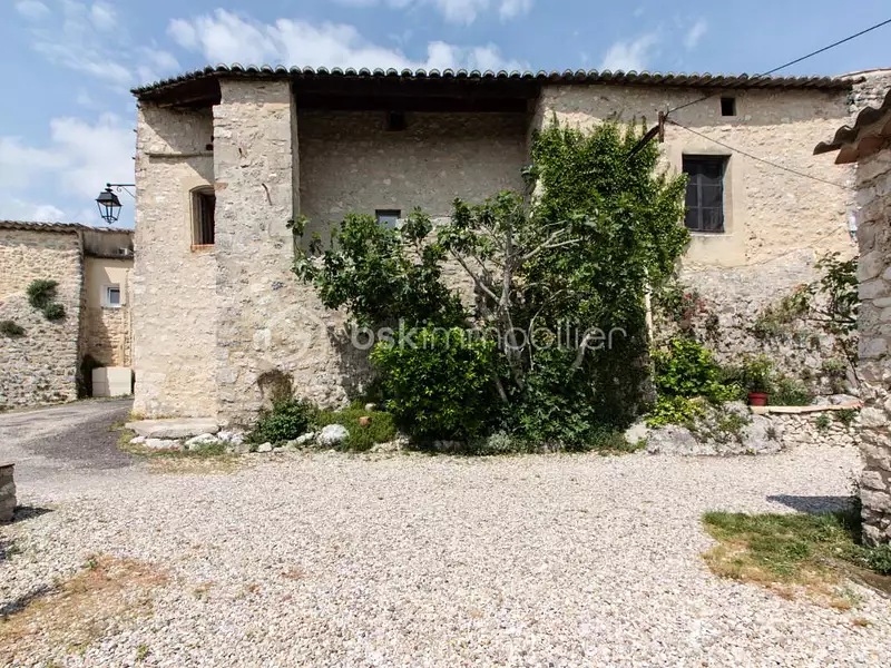 Maison, 230 m²