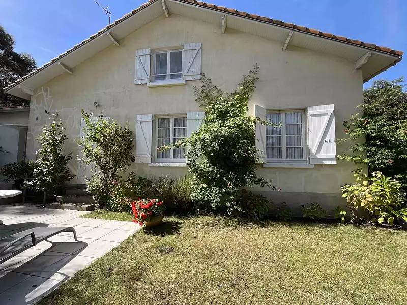 Maison, 160 m²