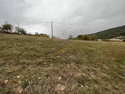 Terrain, 5 563 m²