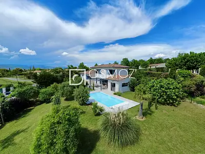 Maison, 180 m²
