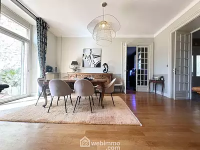 Maison, 341 m²