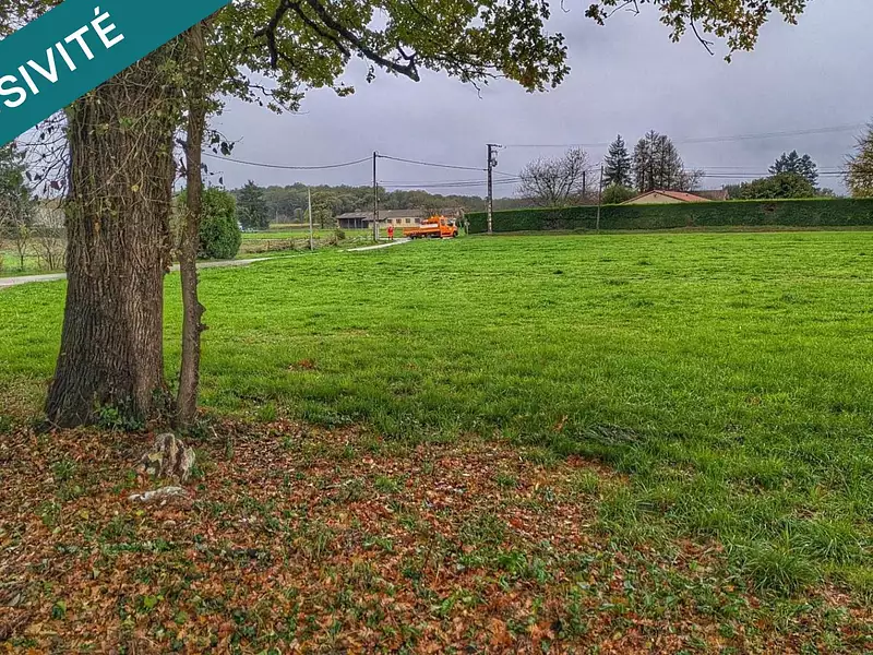 Terrain, 10 940 m²