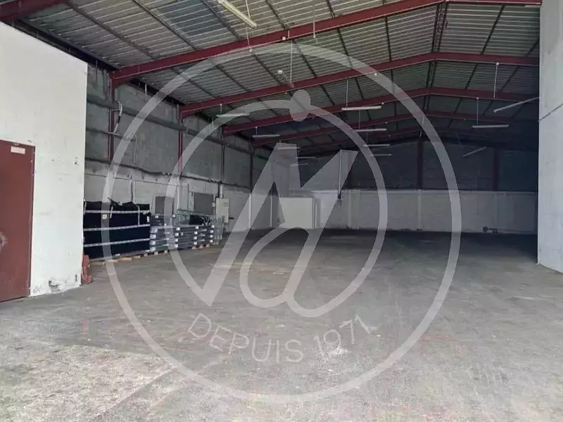Divers, 756 m²