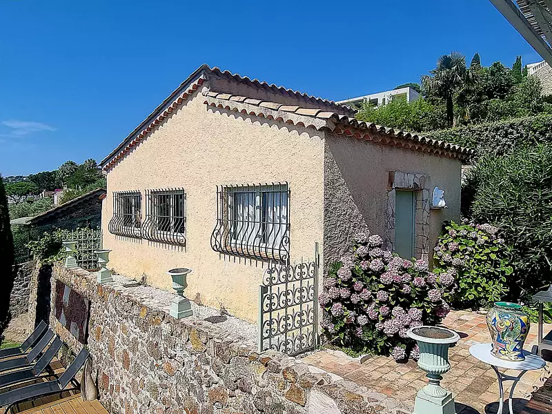 Maison, 165 m²