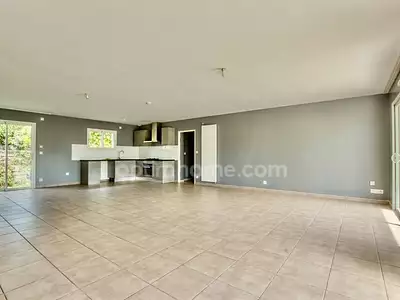 Maison, 114 m²