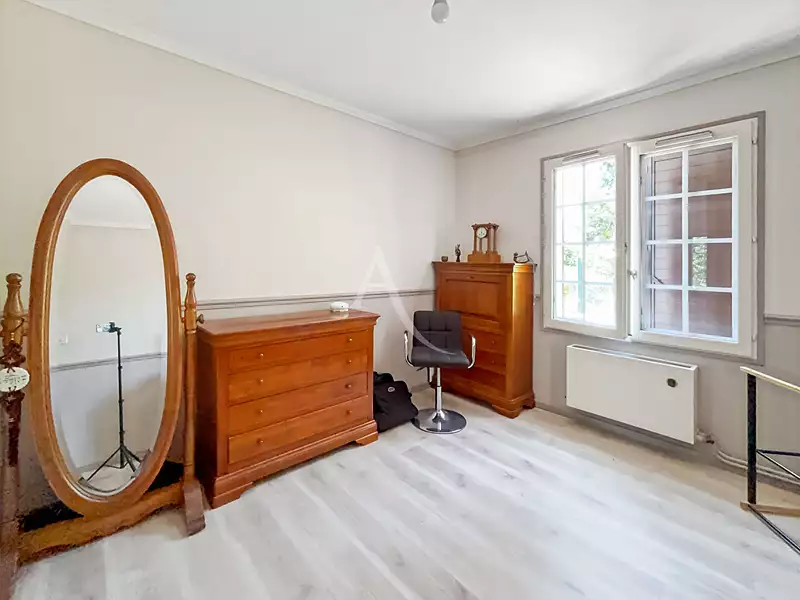 Maison, 185 m²