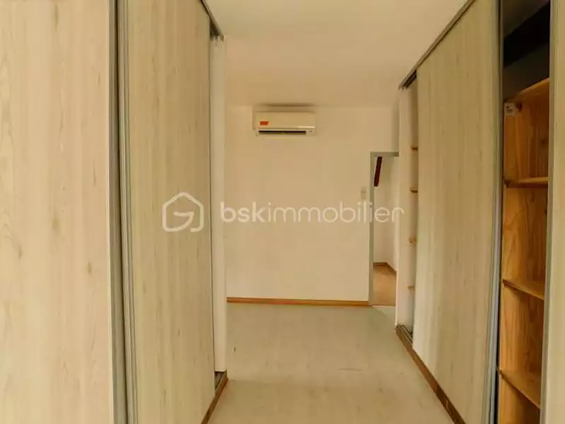 Immeuble, 247 m²