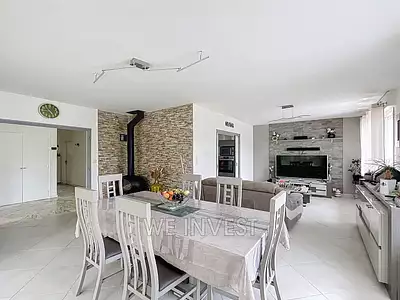 Maison, 167 m²