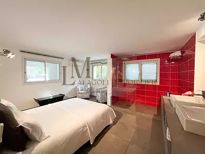 Maison, 234 m²