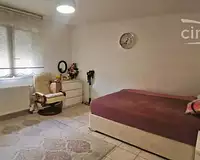 Immeuble, 325,07 m²