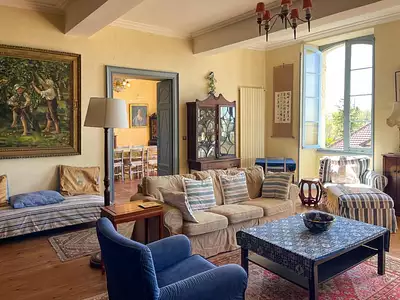 Maison, 594 m²