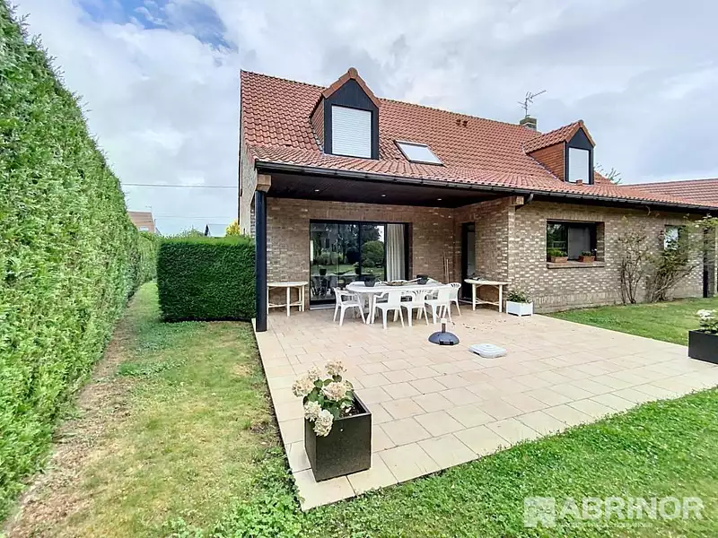 Maison, 233 m²