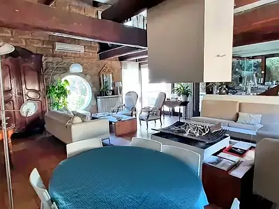 Maison, 422,8 m²