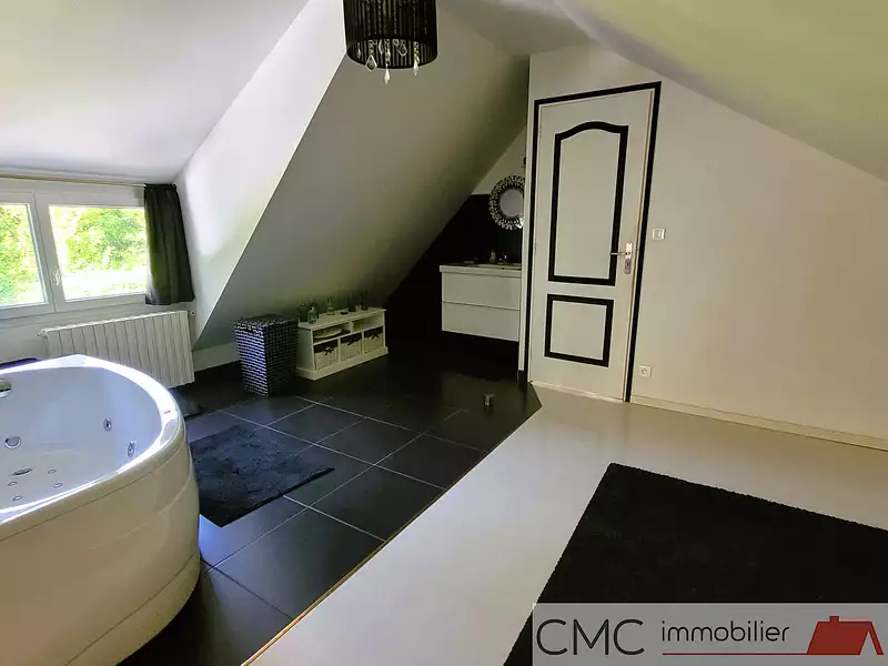 Maison, 195,41 m²