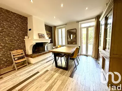 Maison, 220 m²