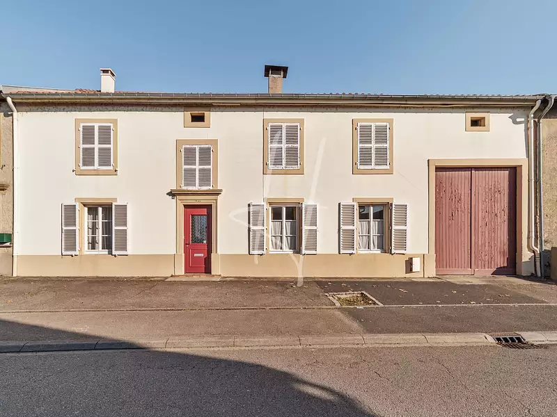 Maison, 153 m²