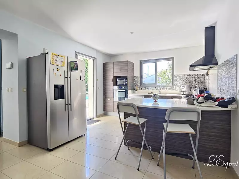 Maison, 162 m²
