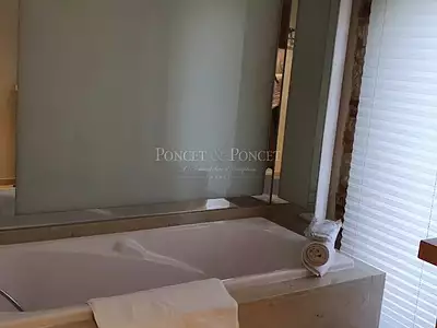 Maison, 850 m²