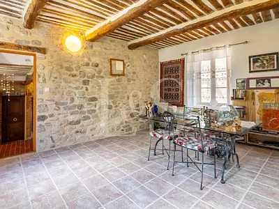 Maison, 190 m²
