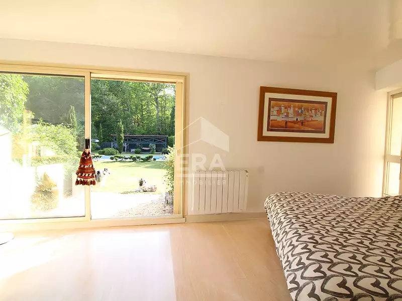 Maison, 215 m²