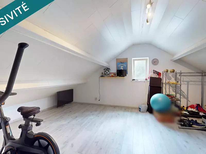 Maison, 168 m²