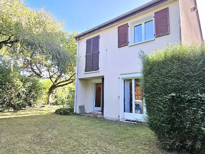 Maison, 92 m²