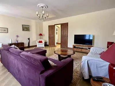 Maison, 782 m²