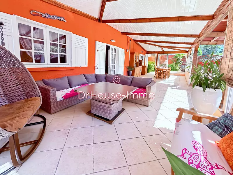 Maison, 217 m²