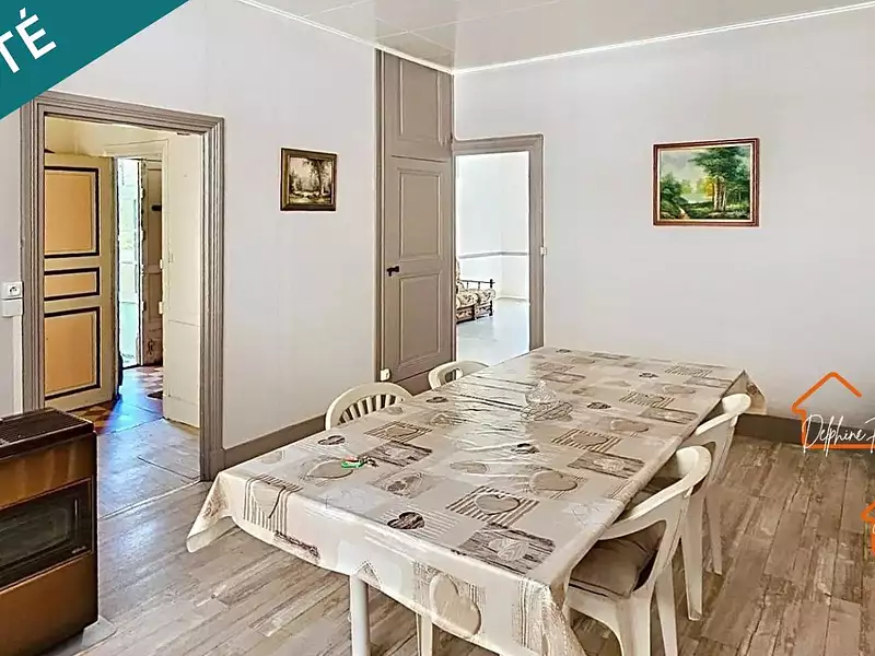Maison, 180 m²