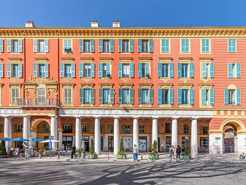 Appartement, 251,25 m²