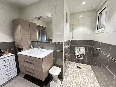 Maison, 156 m²