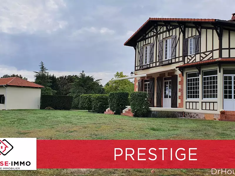 Maison, 260 m²