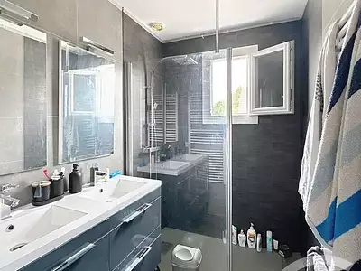 Maison, 77 m²
