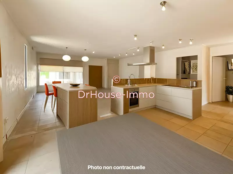 Maison, 180 m²