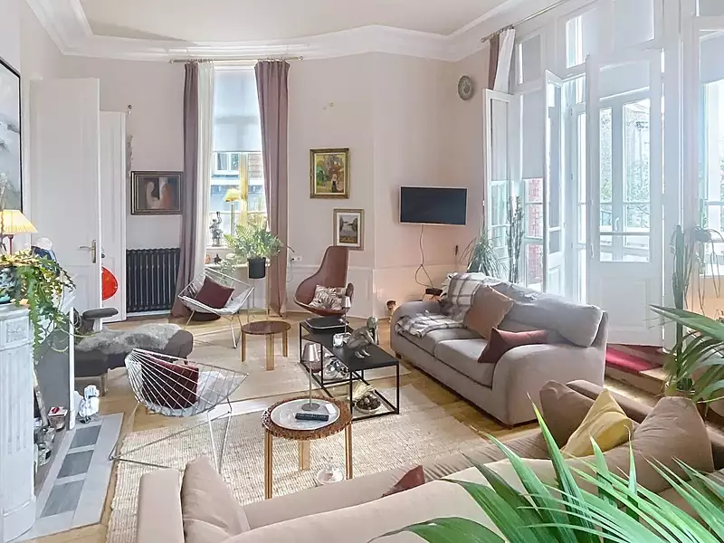 Appartement, 160 m²