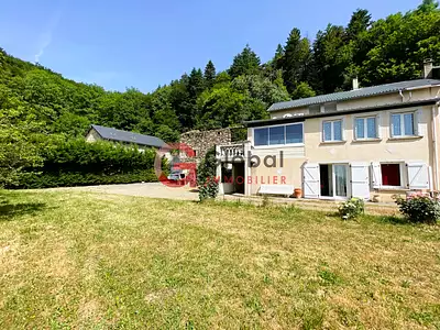 Maison, 260 m²