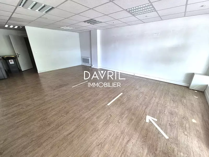 Divers, 121,28 m²