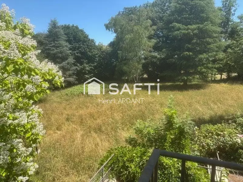 Maison, 220 m²